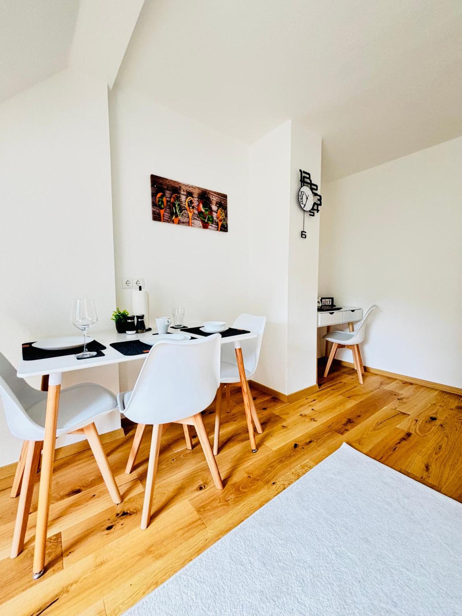 Schoene & Gemuetliche Wohnung Direkt Am Bahnhof Lahnstein Exteriör bild